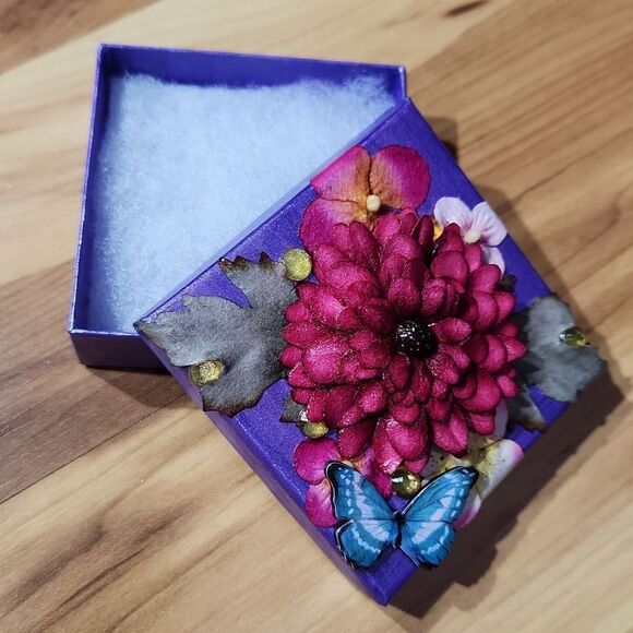 ✍️Handmade✍️ Giraffe Earring, Poem & Gift Box Set - Picture 10 of 11